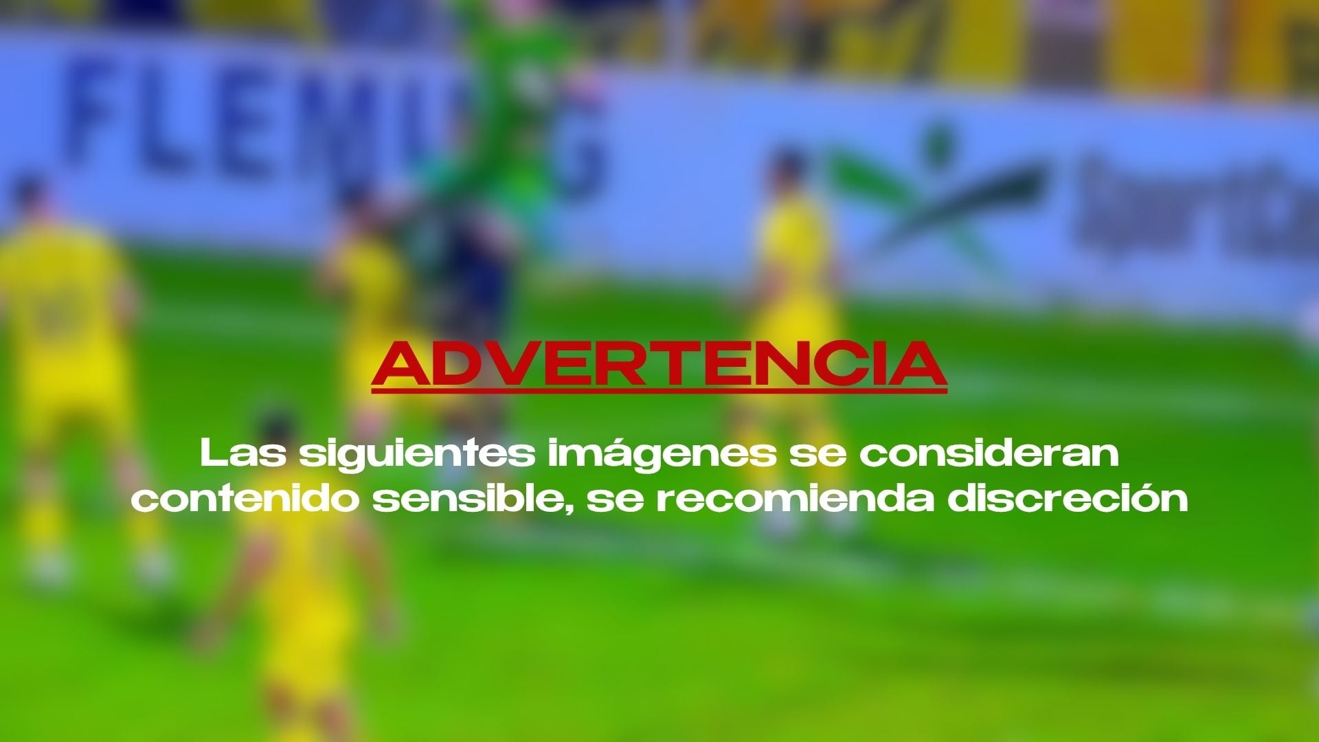 ¡IMÁGENES FUERTES! Futbolista termina en el hospital tras recibir un de su propio compañero en Paraguay 