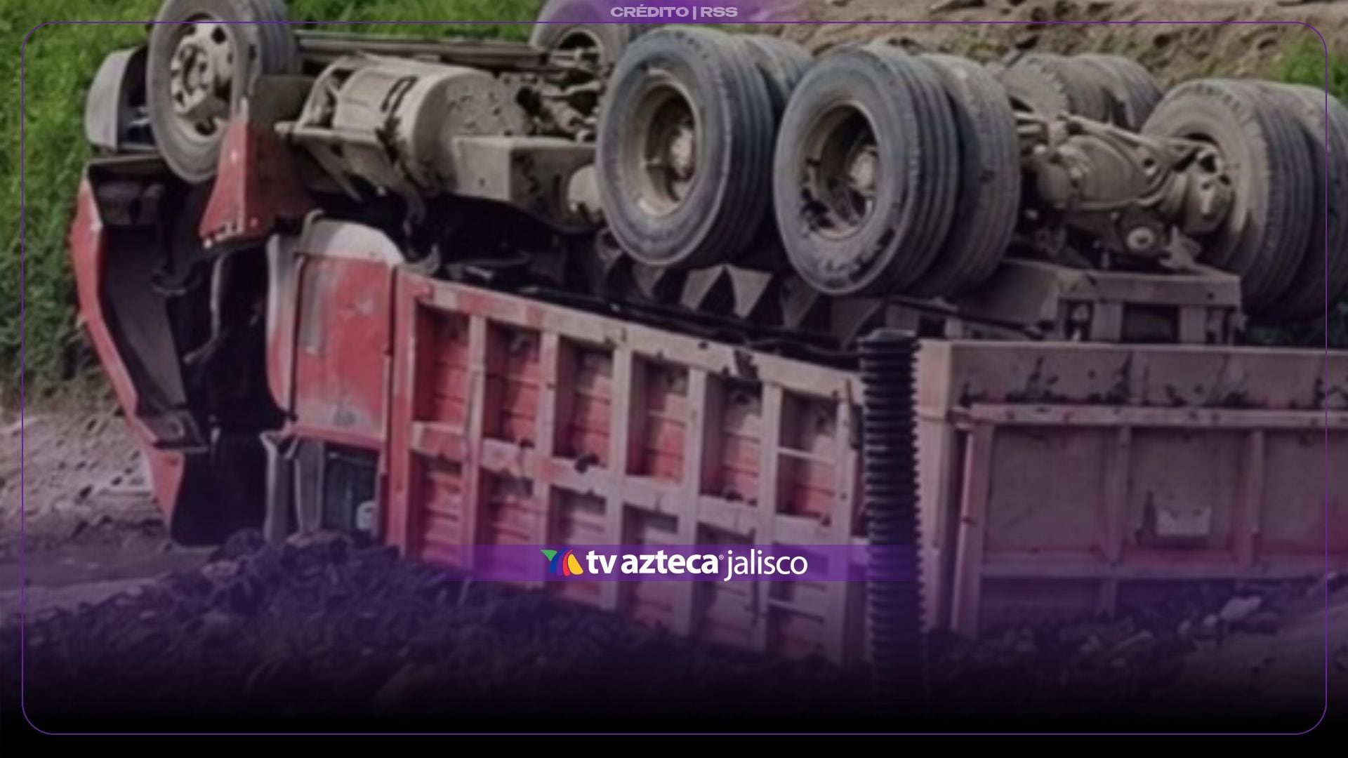 Aparatoso percance en la presa Las Pintas; camión termina volcado