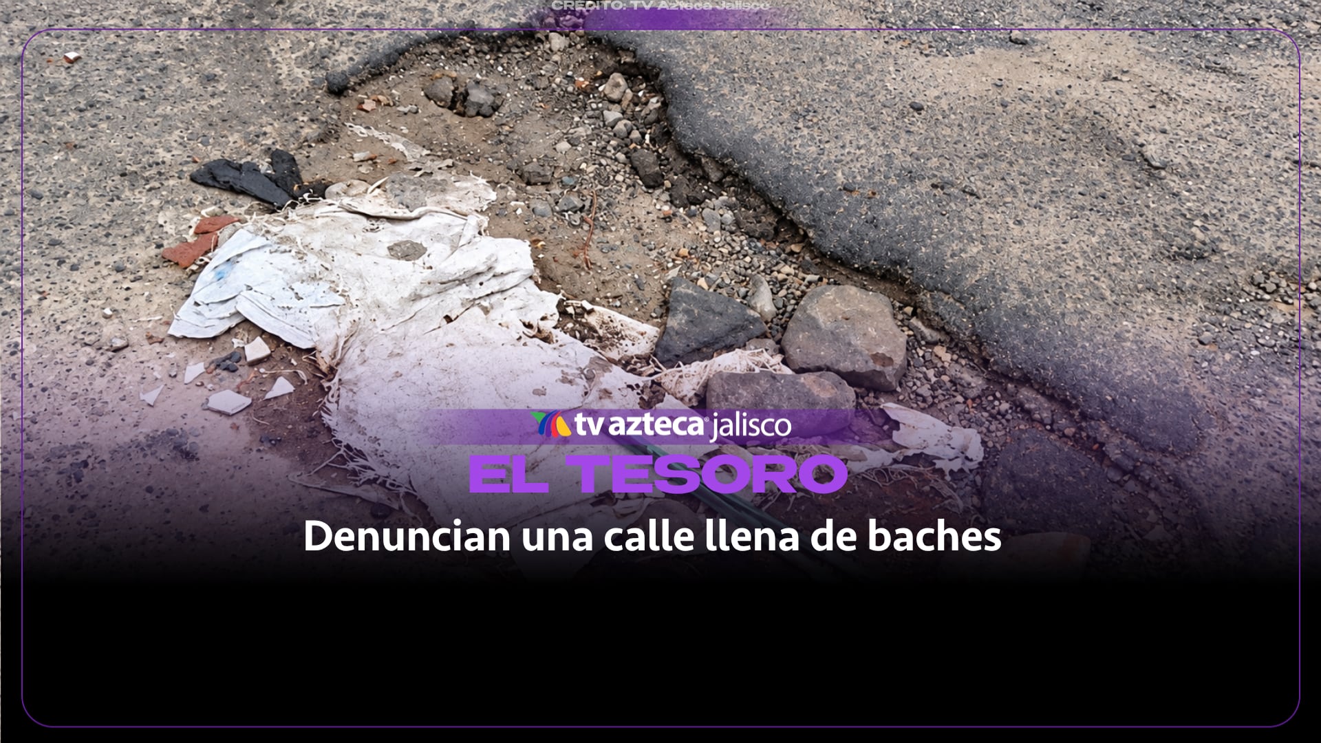 Vecinos de El Tesoro denuncian una calle llena de baches y daños a vehículos