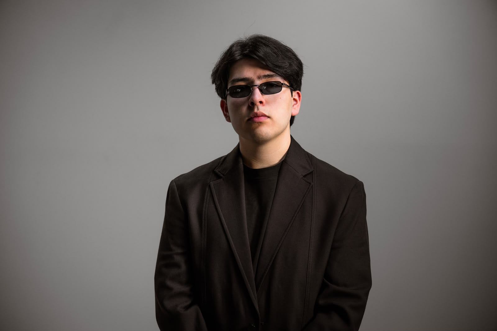 Tombochío: La voz de la nueva era de la música mexicana