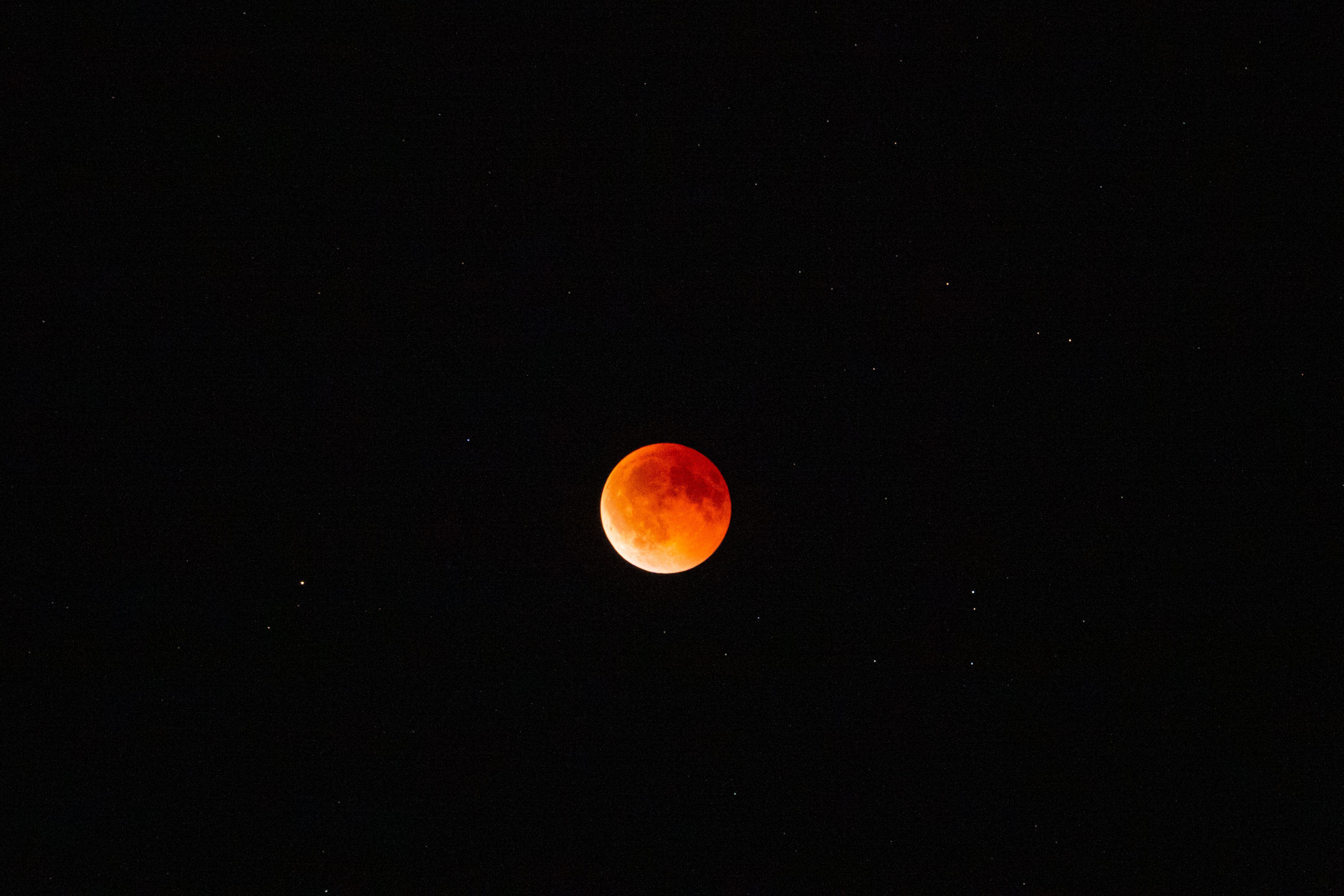 Eclipse lunar parcial de agosto 2026: ¿cuándo y cómo verlo desde México?