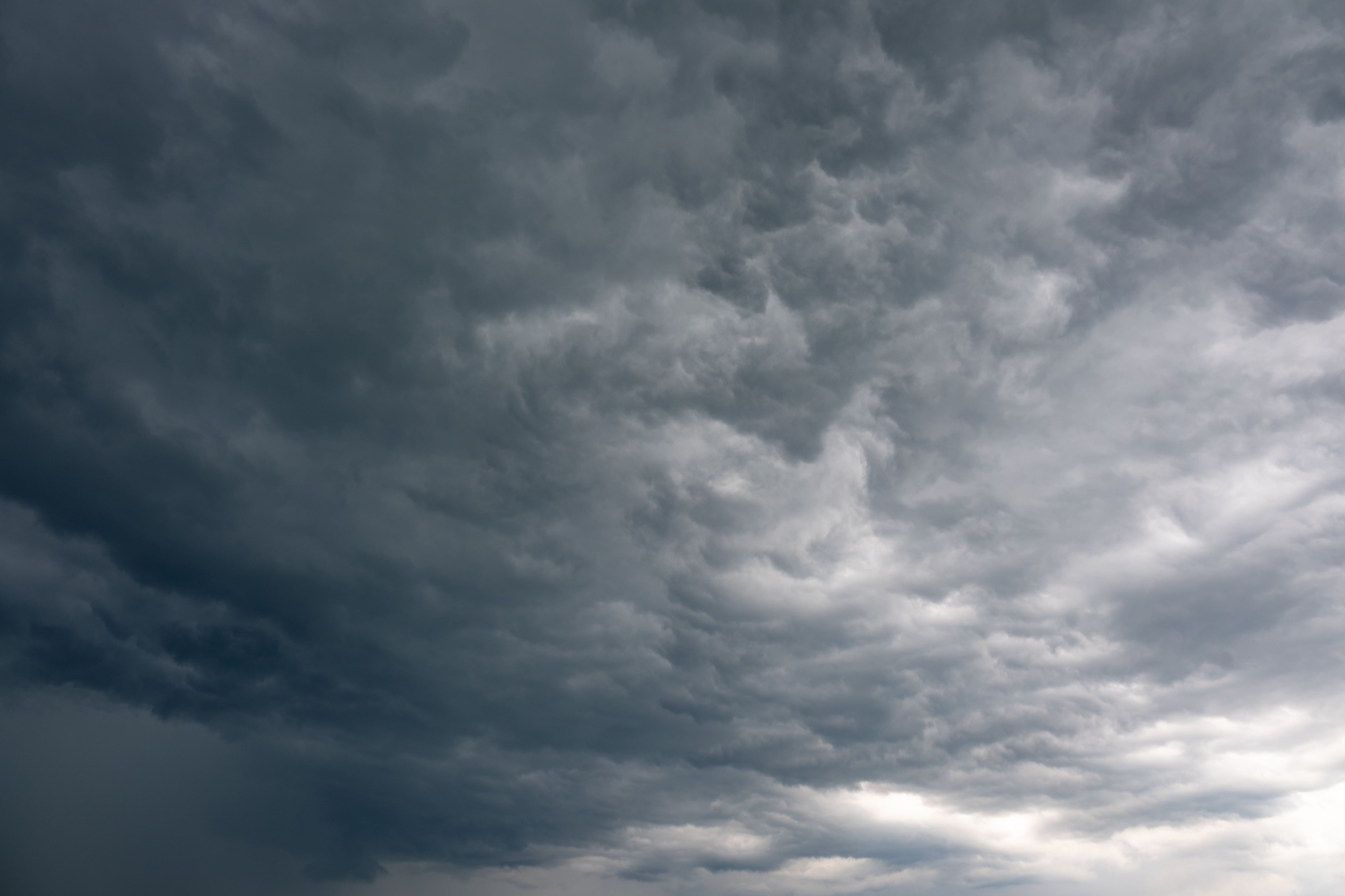 ¡No guardes el paraguas! Estos días podría llover más en Guadalajara