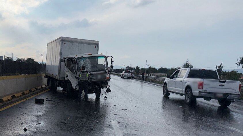 ¿Vas a viajar este sábado? Estas carreteras presentan cierres y afectaciones por accidentes; conoce las vialidades que tienen problemas de circulación.