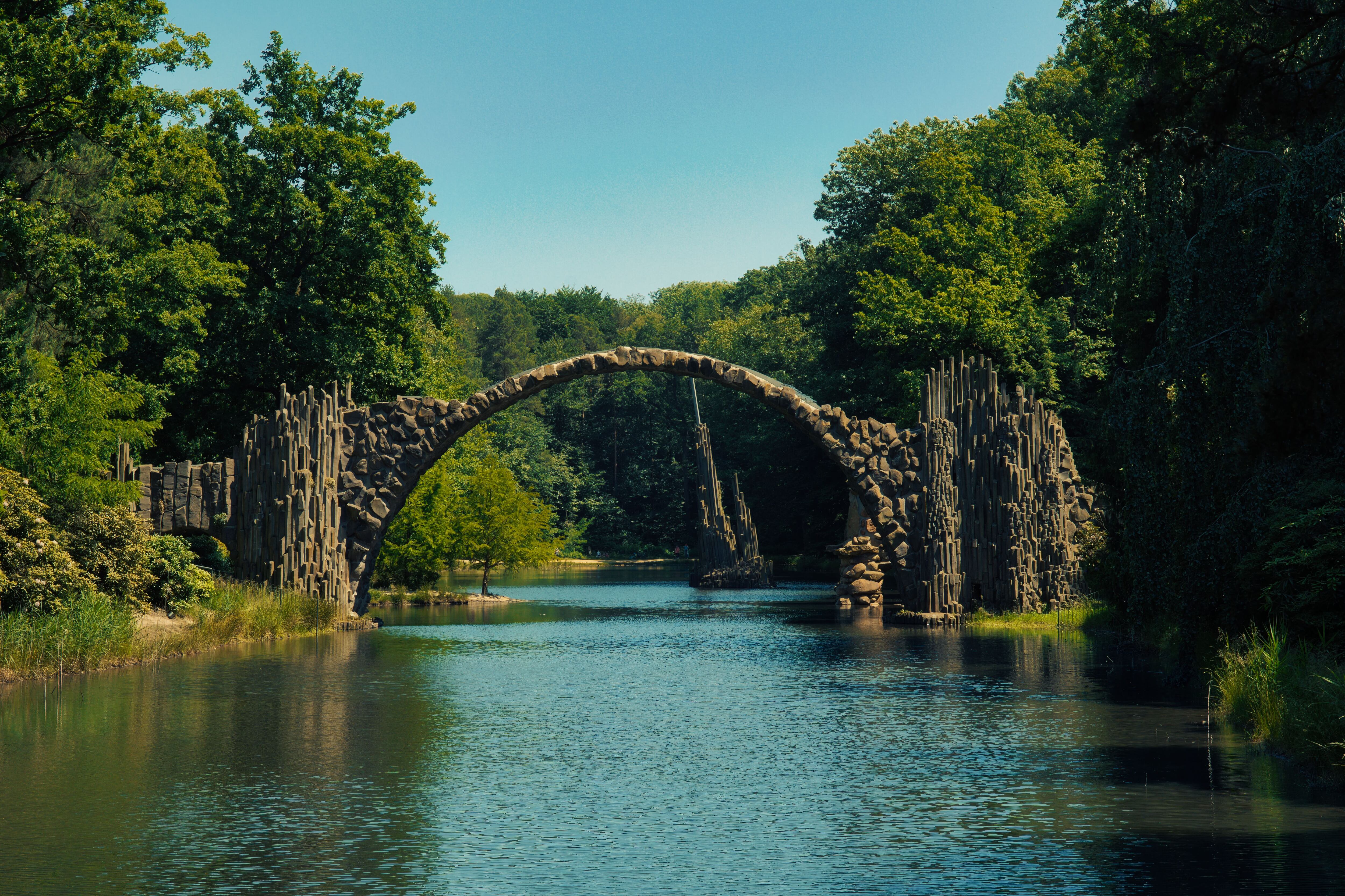 Rakotzbrücke, el Puente del Diablo que crea un círculo perfecto en Alemania