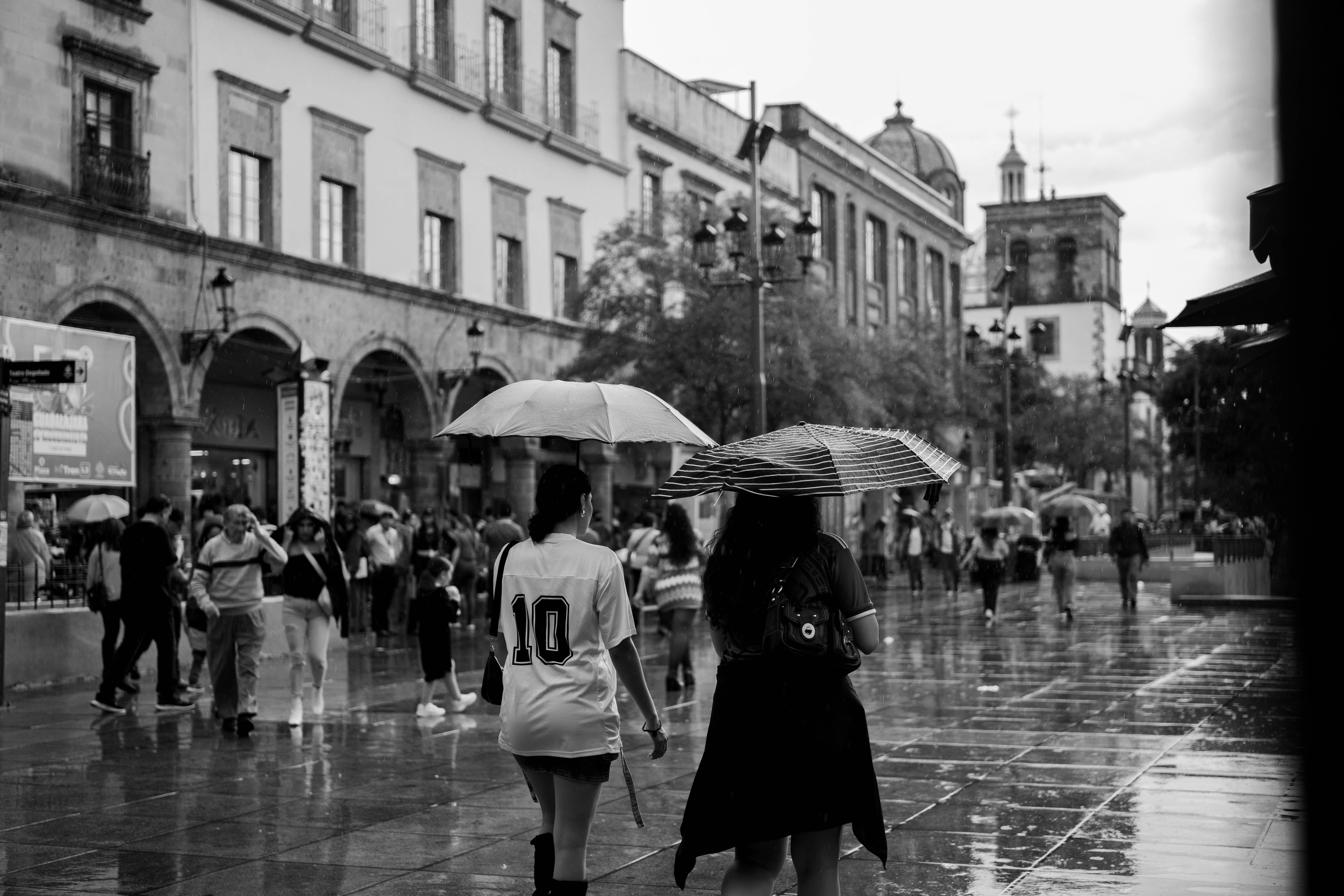 ¿A qué hora lloverá hoy? Alerta por lluvias muy fuertes hoy en Guadalajara