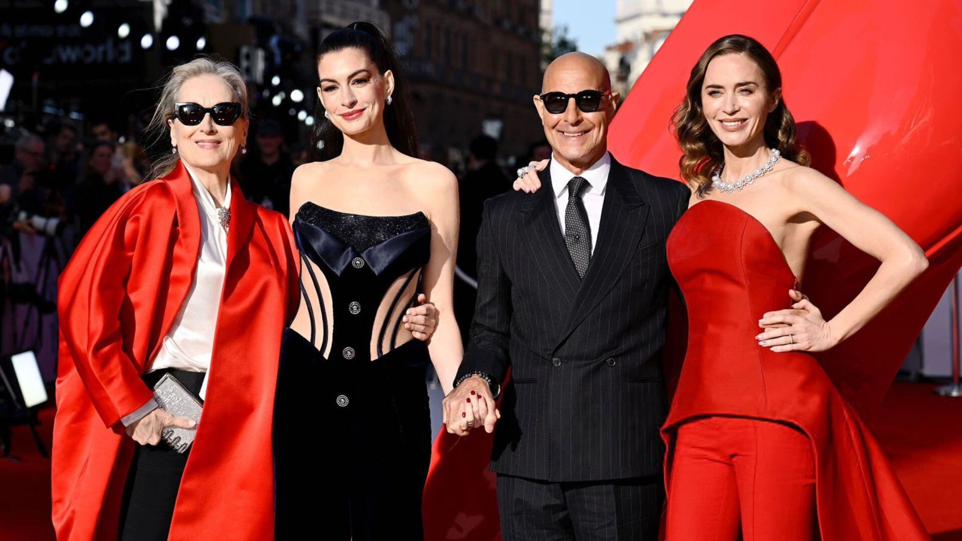 Anne Hathaway y Meryl Streep deslumbran con estilos icónicos en la premiere de 'El diablo viste a la moda 2'