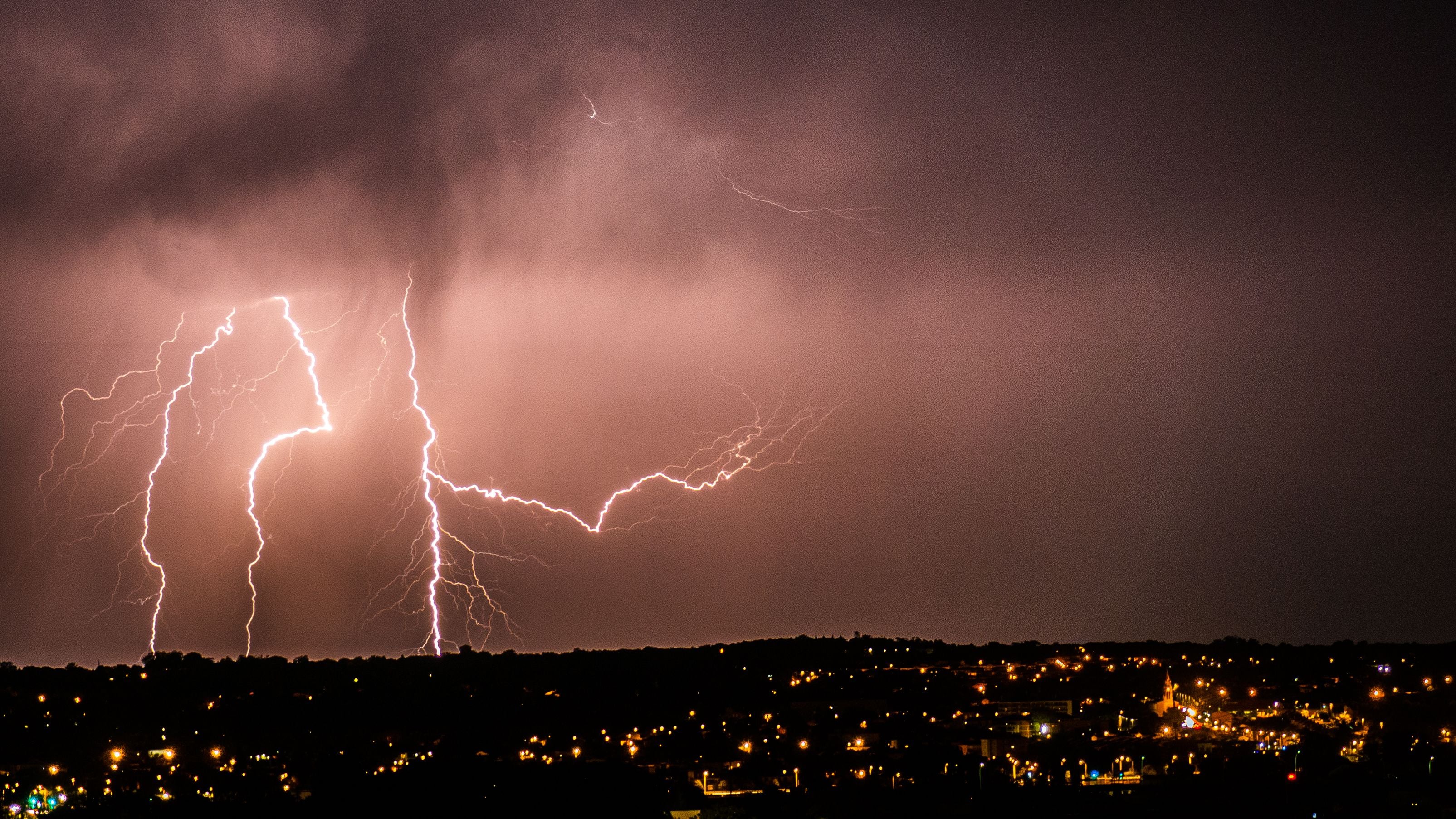 Pronostican lluvias muy fuertes para HOY 9 de septiembre en Guadalajara; ¿A qué hora se soltará el DILUVIO?
